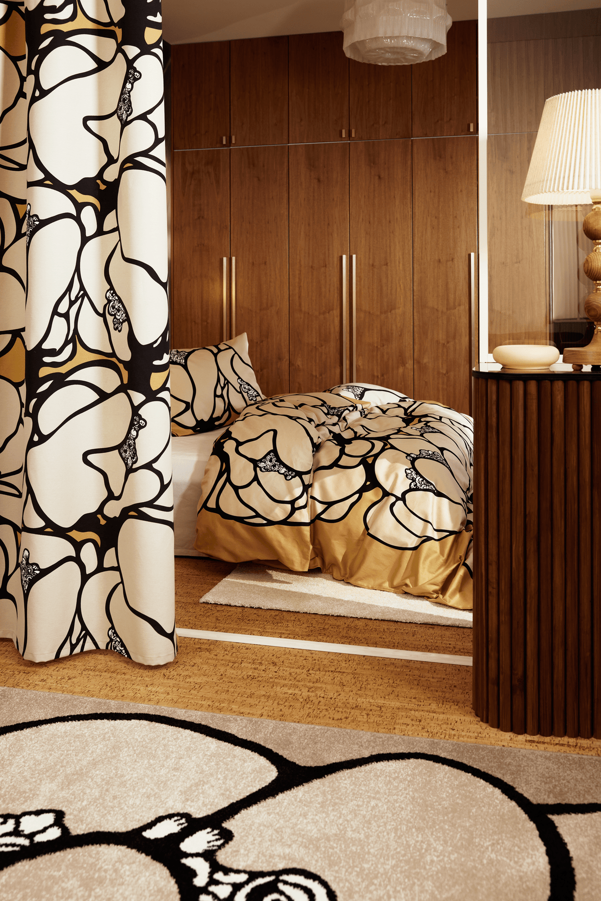 108902-1000_2; 108901-1000_2; Vallila Juhla Makeba -matto Beige / 160x230 cm 