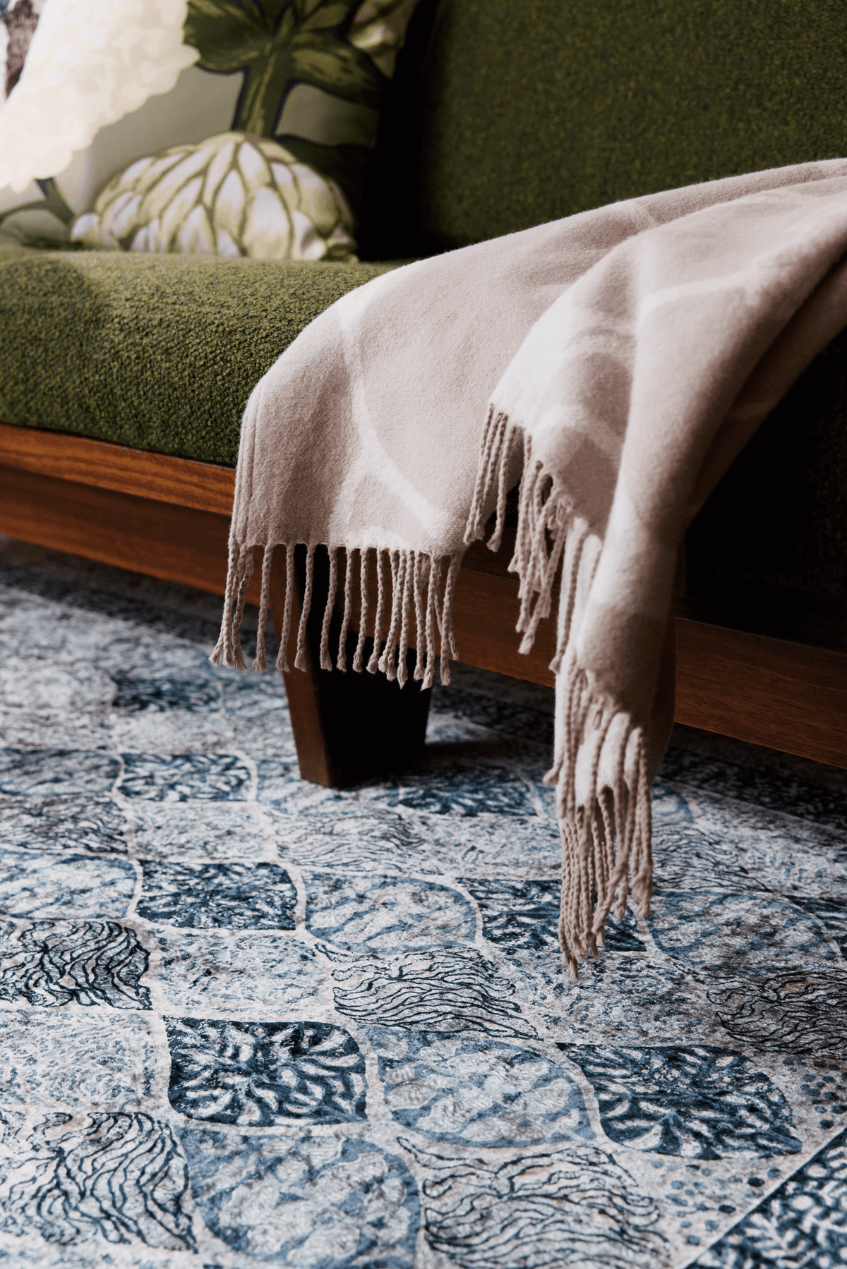 107059-1000_1; Vallila Makeba-huopa Beige / 125x170 cm 